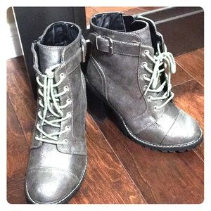 Diba “Modern Combat” Boots, Size 6